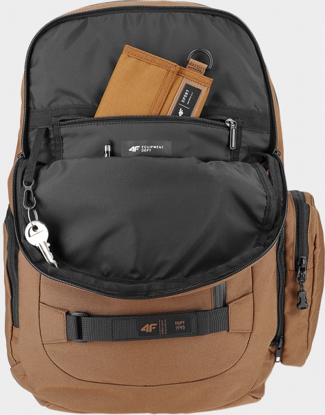 Рюкзак 4F BACKPACK U078 4FSS23ABACU078-82S коричневый