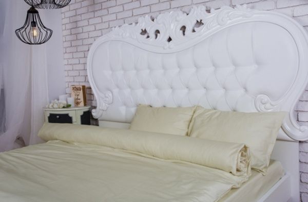 Простынь сатин гладкокрашеный 180x220 см айвори La Nuit 