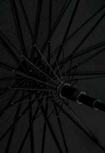 Зонт-трость KRAGO 16 спиц черный 