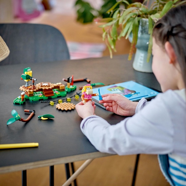 Конструктор LEGO Super Mario Импровизация в джунглях Дикси Конг. Дополнительный набор 71421