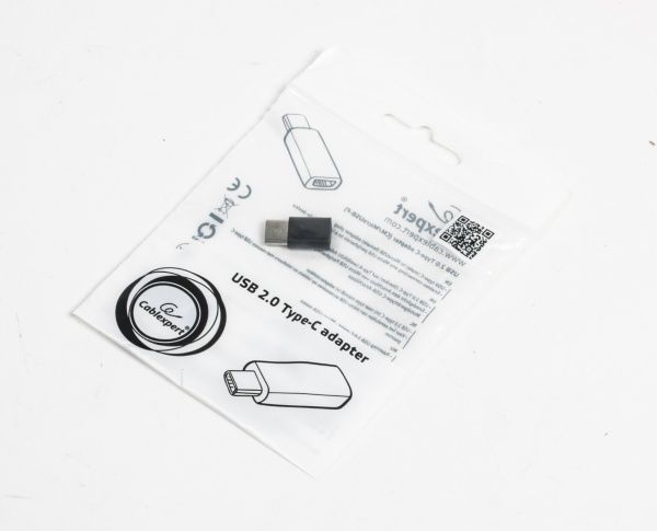 Перехідник Cablexpert чорний (A-USB2-CMmF-01) USB Type-C (Micro USB розетка) 