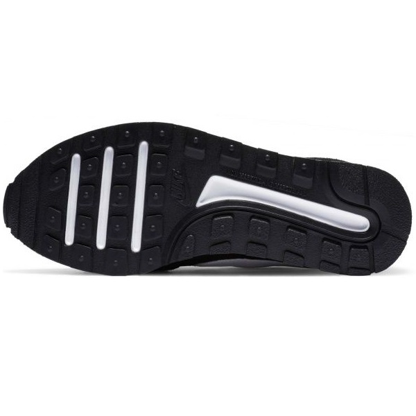 Кроссовки Nike MD Valiant CN8558-002 р.US 6Y черный