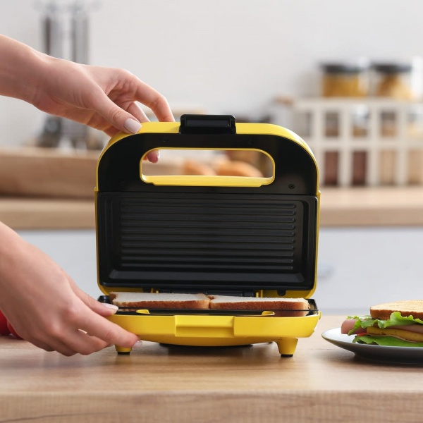 Сэндвичница Magio МG-374 