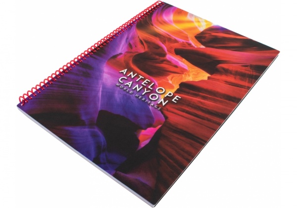 Блокнот World Canyon A4 (200х285) 80 арк. клітинка O20846-22 Optima