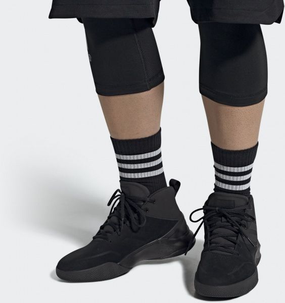 Кроссовки Adidas OWNTHEGAME EE9642 р.UK 8,5 черный