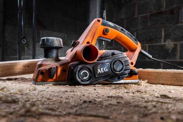 Электрорубанок AEG 4935472008 PL700