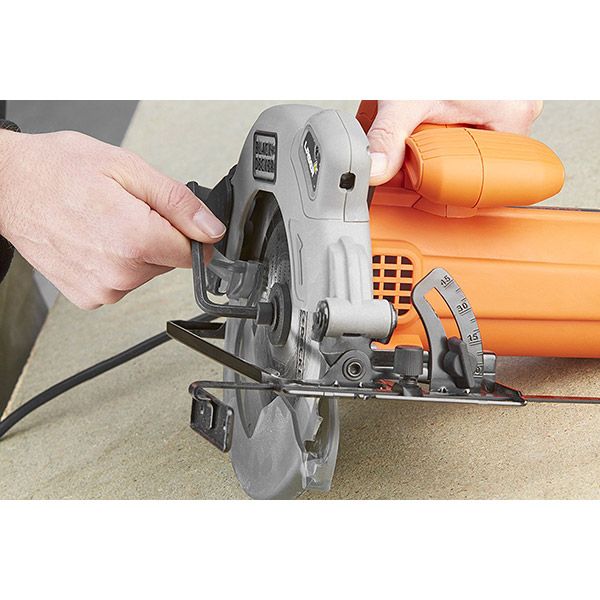 Пилка дискова Black+Decker CS1250L