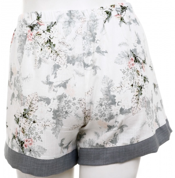 Шорти Trio жіночі SUMMER принт квітковий букет р. M молочний