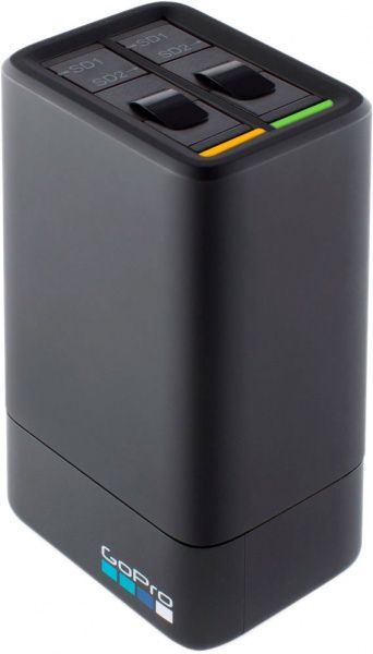 Зарядний пристрій GoPro для двох акумуляторів MAX DualBatteryCharger + Battery (ACDBD-001-EU) 