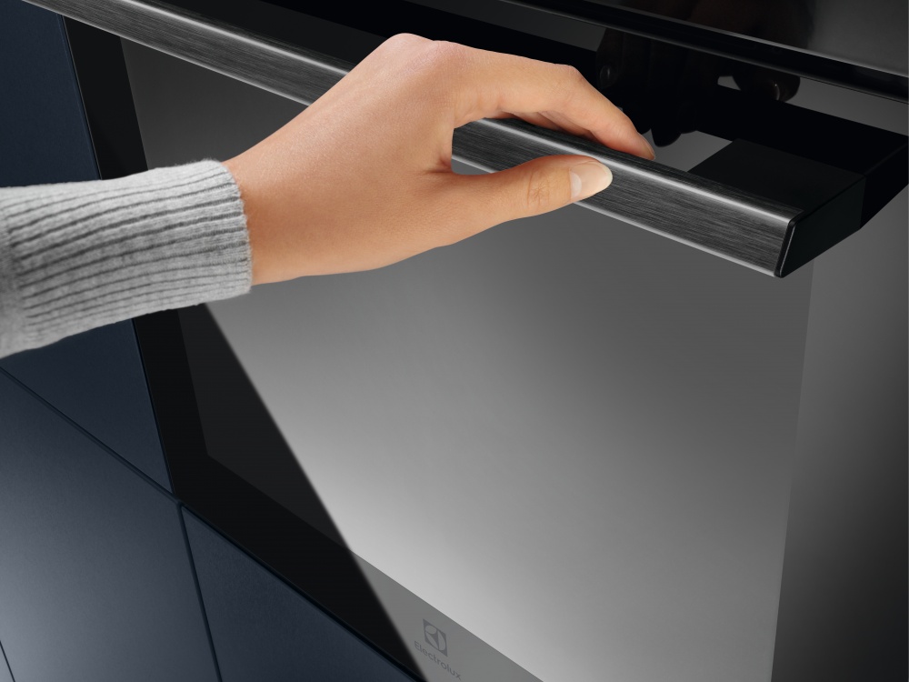 Духовой шкаф Electrolux LOD6F77WZ