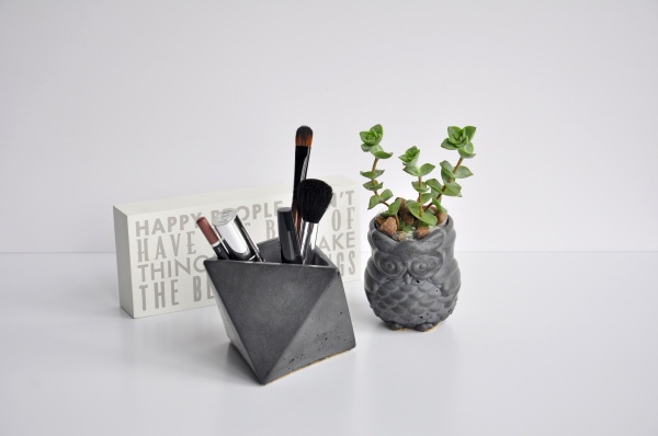 Кашпо декоративное Sovos темно-серый бетон