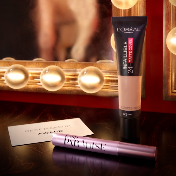 Крем тональный L'Oreal Paris Infaillible с матирующим эффектом 90 rose porcelain 30 мл