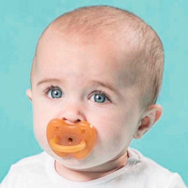 Соска-пустышка Hevea Duck анатомическая от 0 до 3 месяцев Оранжевая