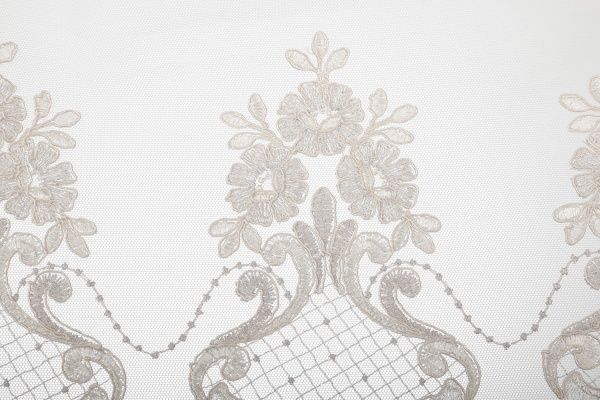 Ткань тюлевая Scarlett Tasluja 717678/8002 вышивка на сетке купон 285 см белый с золотым 