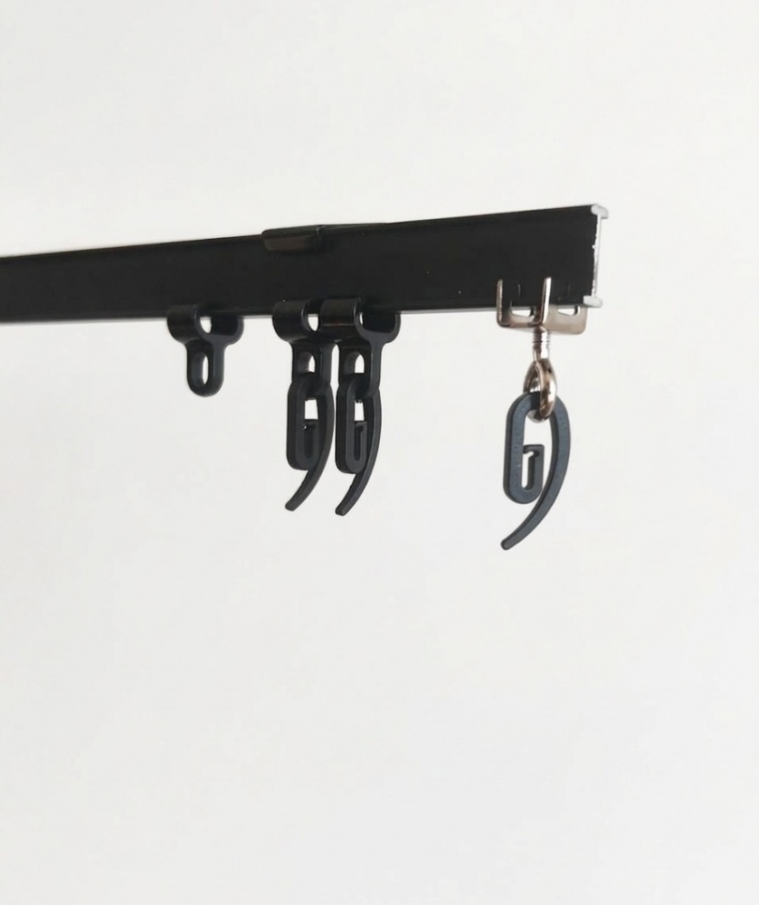 Карниз Karniz plus T-1 одинарный укомплектованный 350 см черный 1 шт.