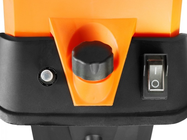 Измельчитель садовый Енергомаш ШЕ-2400 электросеть