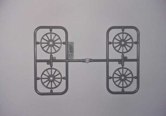 Сборная модель ICM американский спортивный автомобиль T1913 (4823044405145) 1:24