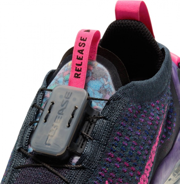 Кросівки Nike Air Vapormax 2020 FlyKnit CV8821-502 р.US 7 темно-сірий