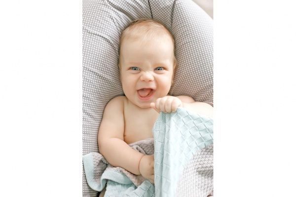 Плед IDEIA в'язаний Малятко печворк + шапочка 70х90 см бежево-зелений 8000029910 