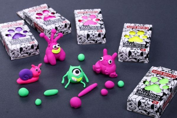 Пластилін легкий стрибаючий 15 г світло-помаранчевий Nota Bene