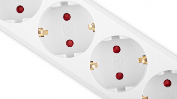 Фильтр-удлинитель Real-el RS-6 Protect M с заземлением 6 гн. белый 1,8 м