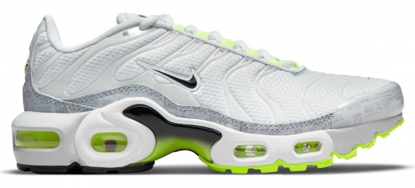 Кроссовки Nike AIR MAX PLUS CD0609-015 р.38 US 5,5Y 23,5 см серый