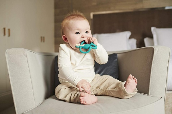 Прорізувач Matchstick Monkey Слон бірюзовий 11 см (MM-E-001)