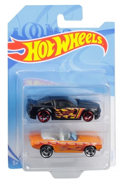Машинка Hot Wheels Набір із 2 базових (в ас.) 1:64 FVN40