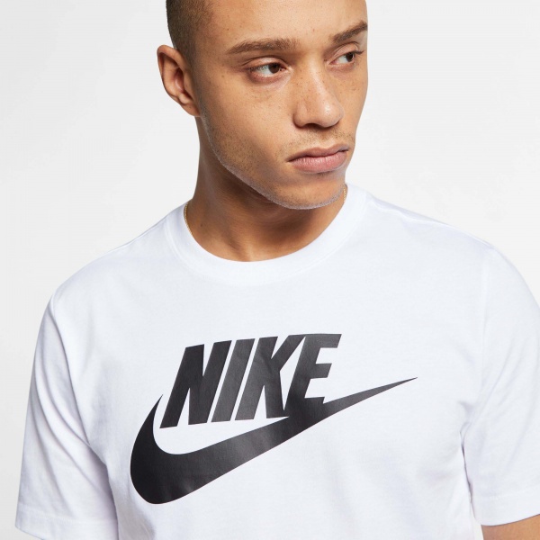 Футболка Nike TEE ICON FUTURA AR5004-101 р.XL білий