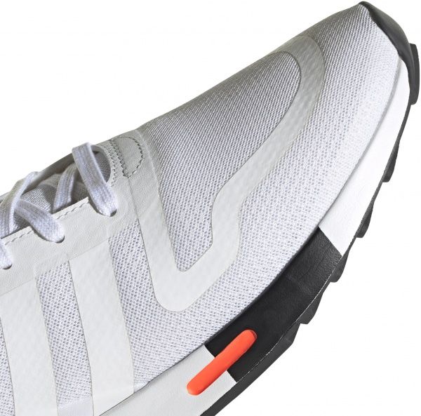 Кроссовки Adidas SMOOTH RUNNER FY5659 р.UK 9,5 белый