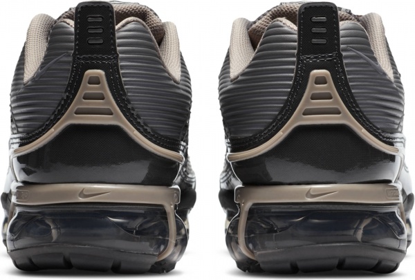 Кроссовки Nike AIR VAPORMAX 360 CQ4535-001 р.US 8 графит