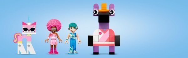 Конструктор LEGO Movie Красочный праздничный автобус 70828