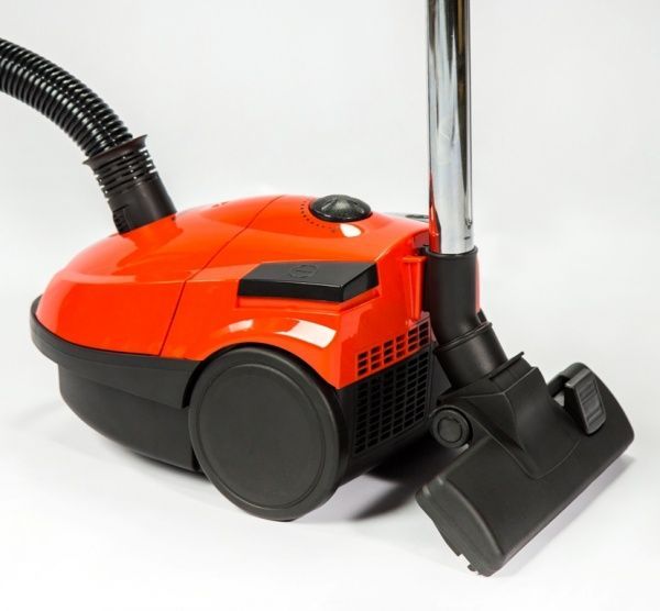 Пылесос Astor VC-1873RB 