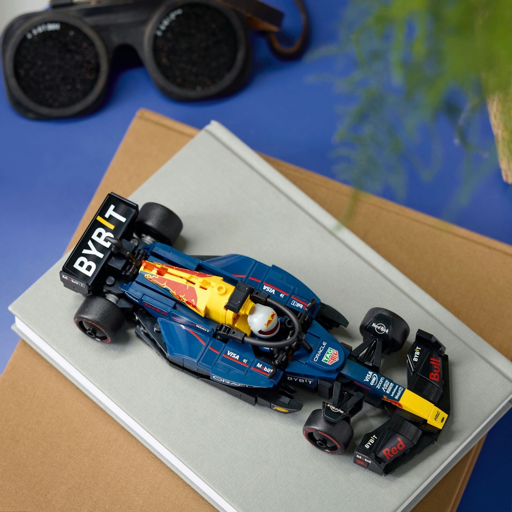 Конструктор LEGO Speed Champions Автомобиль для гонки F1® Oracle Red Bull Racing RB20 77243