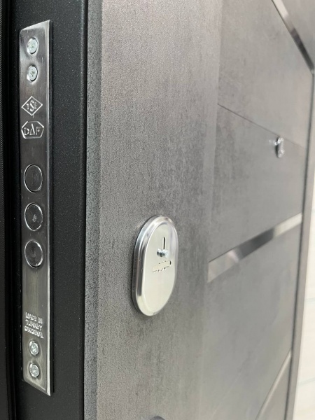 Двері вхідні Tarimus Дублін антрацит / бетон сірий 2050x960 мм праві