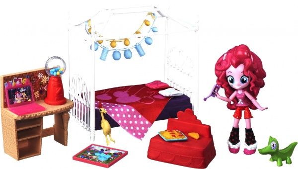Игровой набор Hasbro My Little Pony Equestria Girls Пижамная вечеринка B8824