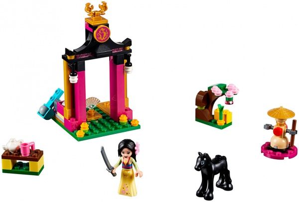 Конструктор LEGO Disney Princess Тренировка Мулан 41151