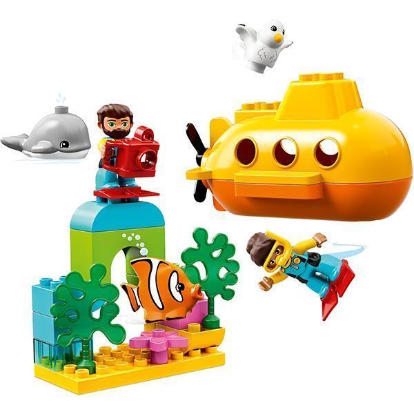 Конструктор LEGO Duplo Пригоди на підводному човні 10910
