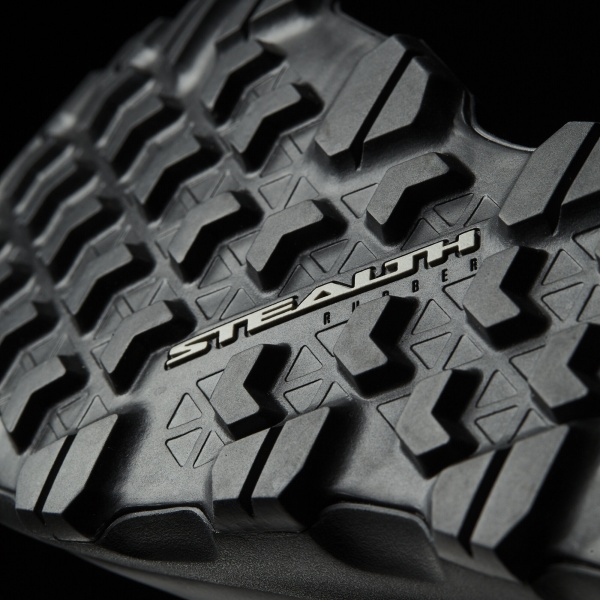 Кросівки Adidas TERREX VOYAGER R.RD S80798 р.UK 11 чорно-білий