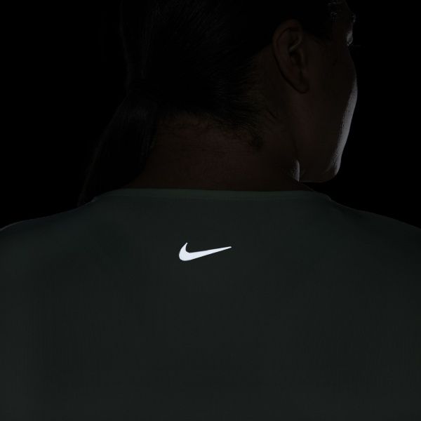Футболка Nike W NK SWOOSH RUN TOP SS CZ9278-701 XS м'ятний