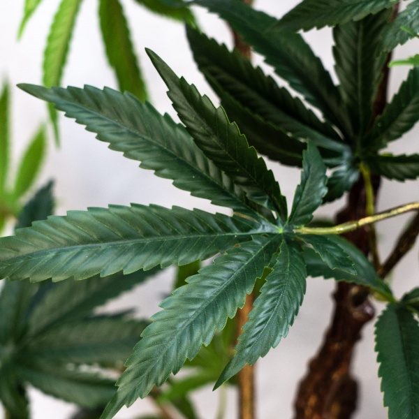 Растение искусственное Куст 155 см в горшке 360481 Девилон