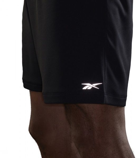 Шорты Reebok RE BASIC 7 INCH SHORT FT1056 р. S черный