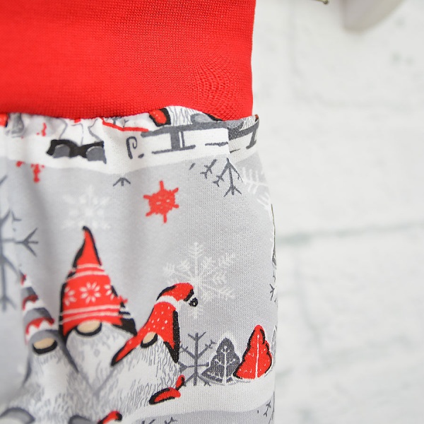 Ползунки ясельные Blanka Гномы р.56–62 красный 110077 