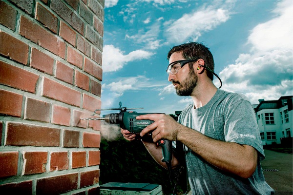 Дриль ударний Metabo SBE 650 2800 об/хвл 600742000