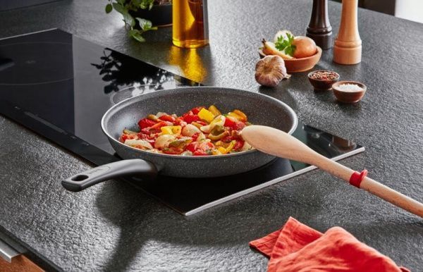 Сковорода 28 см Mineralia Force G1230653 Tefal