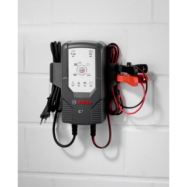 Зарядний пристрій Bosch С7