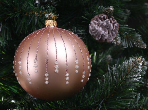 Елочная игрушка в форме шара розовая 8 см AVG104080 