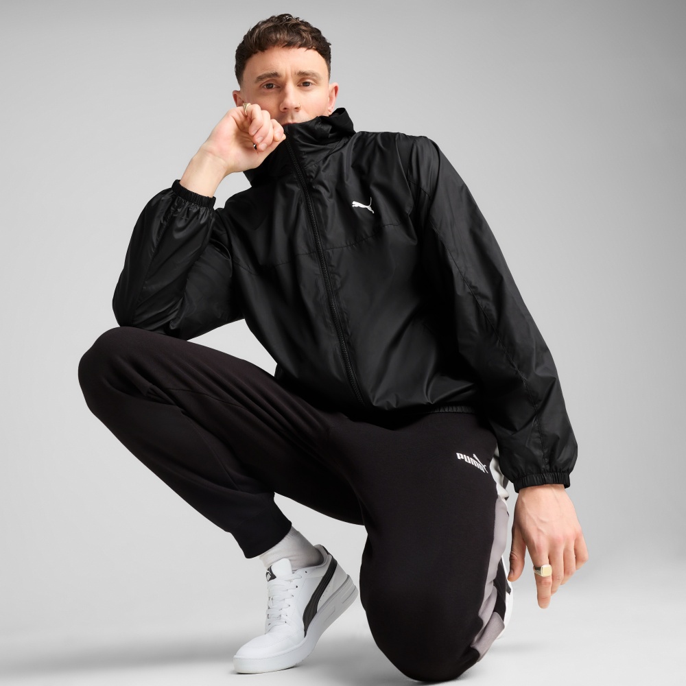 Вітрівка чоловіча Puma Ess Regular Windbreaker 68462501 р.L чорна