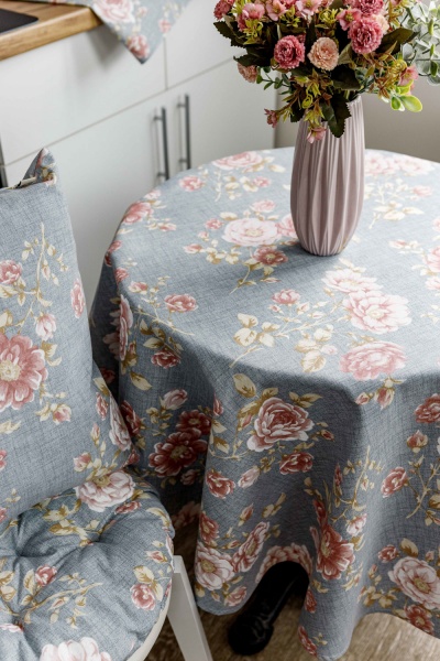 Скатерть Pionia d136 136x136 см La Nuit 