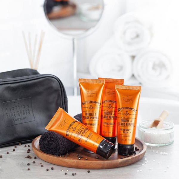 Набір для чоловіків Scottish Fine Soaps Thistle & Black Pepper Travel Bag